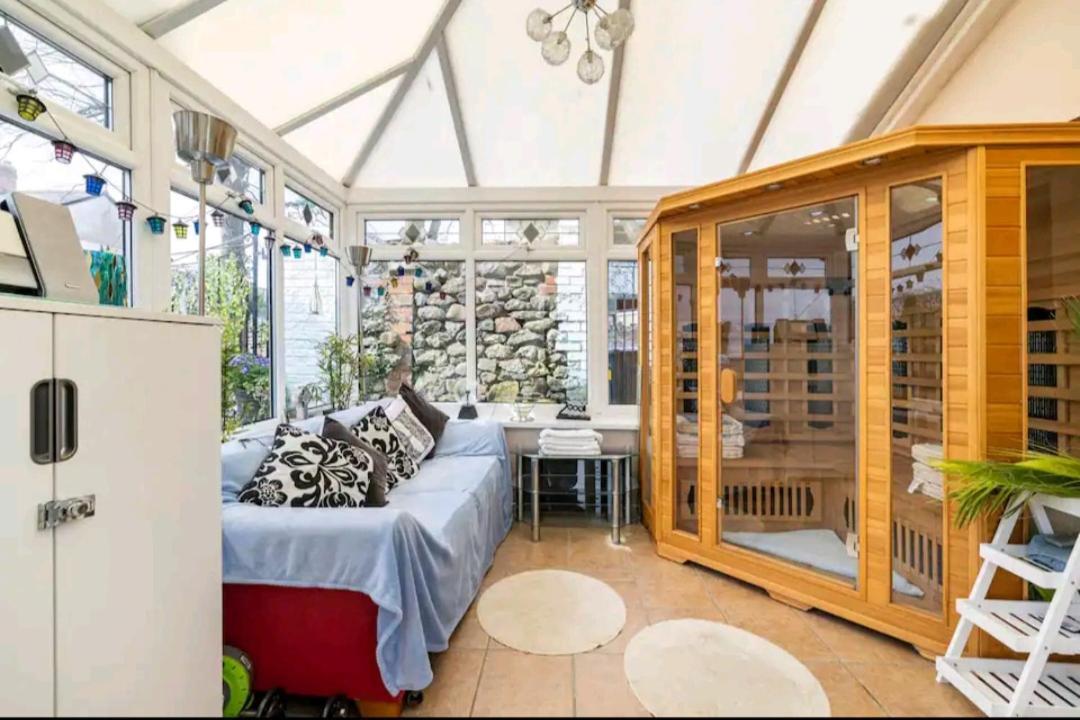 The Mews - Less Than 1Km To City Centre - Stadium - Castle - 10 Min Walk Cardiff Exteriör bild