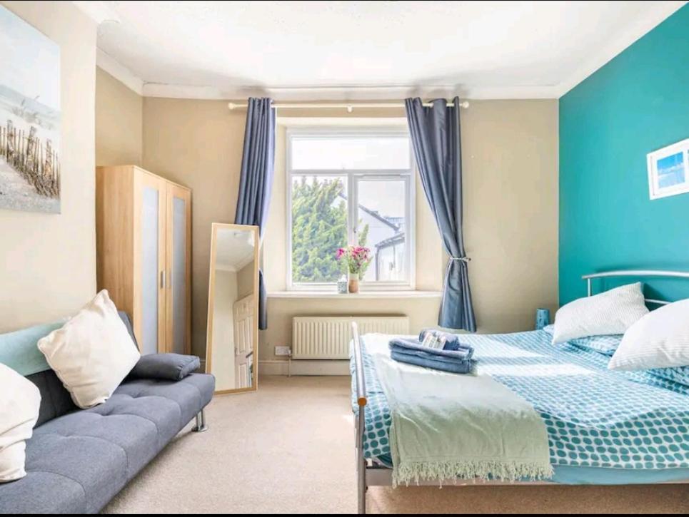 The Mews - Less Than 1Km To City Centre - Stadium - Castle - 10 Min Walk Cardiff Exteriör bild